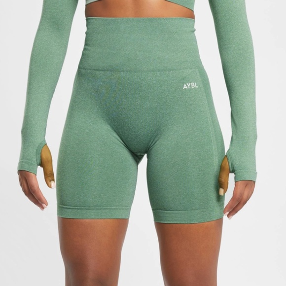 NWT AYBL Empower Seamless Cycling Shorts Color Green Size Medium - Picture 4 of 4